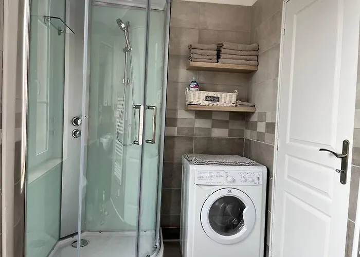 Superbe Proche Port Guillaume ディーブ・シュール・メール