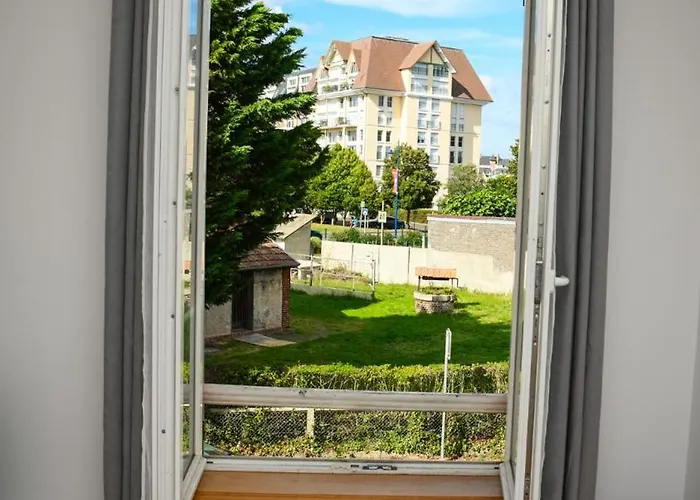 Superbe Proche Port Guillaume דירה