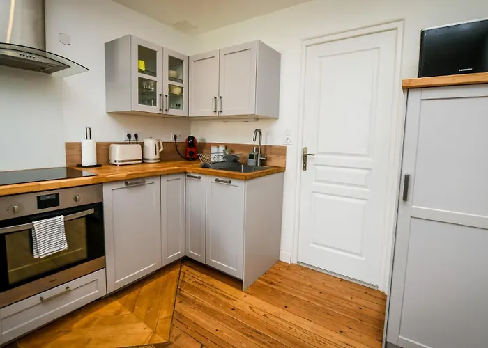 Superbe Proche Port Guillaume דירה *